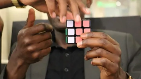Day 2: How to kill time at Airports #gopro #rubikscube #cairo #vlog #egypt #travel #cooperation #nas