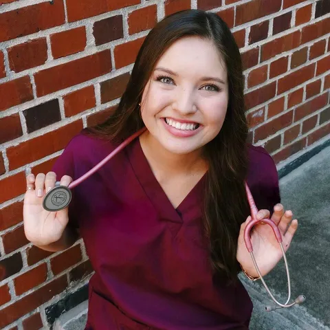 You make all the difference. We love to see your 3M™ Littmann® Stethoscope pride! 📸: Jennifer Laufm