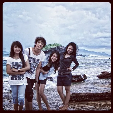 me&myFuture ft. myCousin tag @pravitriastrid @ariantinkaa