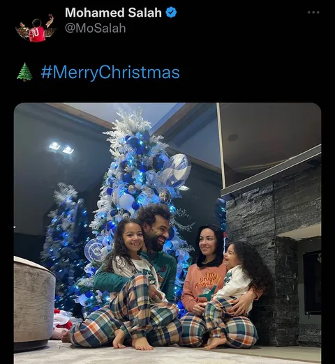 Boleh ngucapin “Selamat Natal”. Tp ini jelas Salah! Ya mau gimana lg?Selamat Natal buat teman-teman