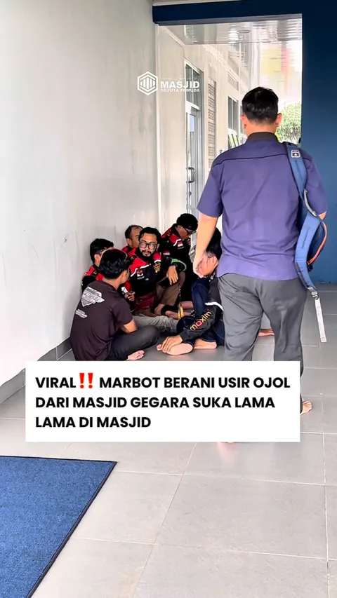 PERHATIAN‼️ Kepada para Ojol jangan sungkan mampir ke Masjid sejuta pemuda ya‼️
.
#masjid #marbot #m