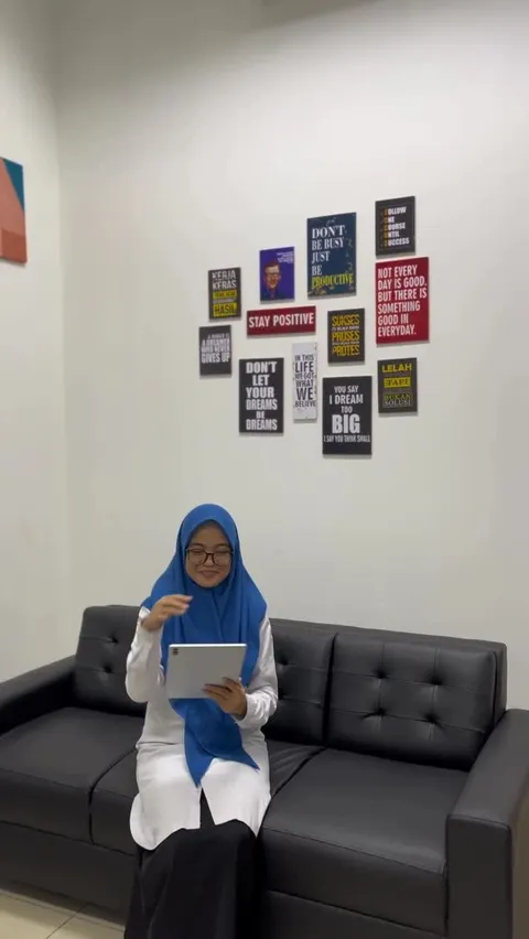 Bayi Baru Lahir (BBL) harus segera didaftarkan Program JKN? Caranya gimana sih🤔

Berikut cara menda