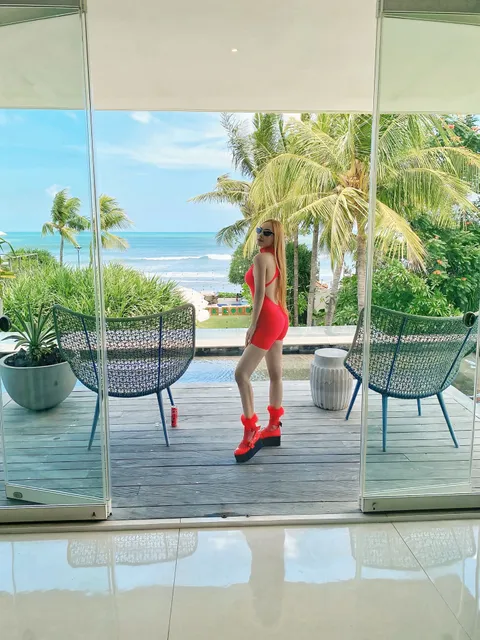 This is how Master bedroom looks like @nokubeachhouse when you wake up and you can enjoy an incredib