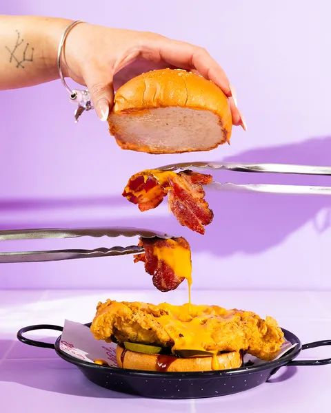 SOUTHERN FRIED CBC 🔥
Crispy, cheesy, saucy, cluckin’ delicious.
#EddieRockets #CBC #ChickenBaconC