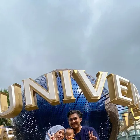 i love the way you smile at the camera. no need to explain that you're a happy kid ❤️