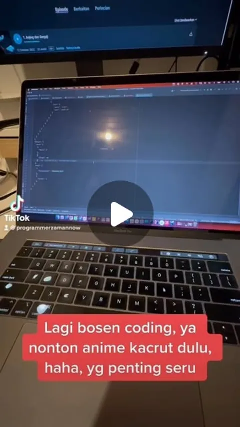 709 likes, 21 comments - programmerzamannow on December 14, 2022: "Lagi bosen coding, ya nonton dulu