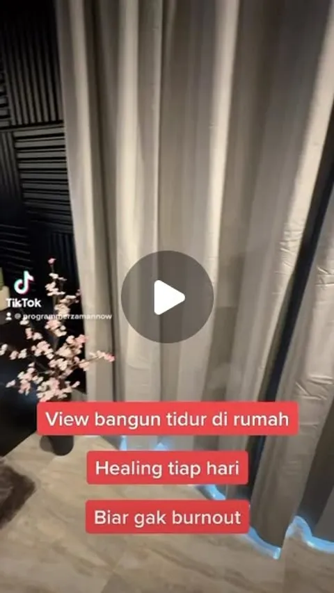 937 likes, 27 comments - programmerzamannow on January 27, 2023: "Hidup di kampung, buat rumah denga