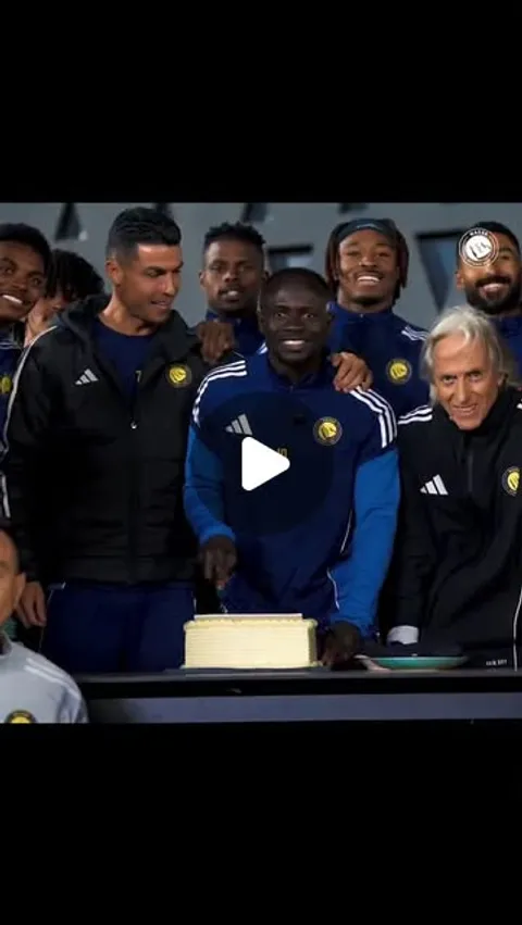 39K likes, 227 comments - faktabola on January 23, 2026: "Squad Al-Nassr merayakan keberhasilan Sadi