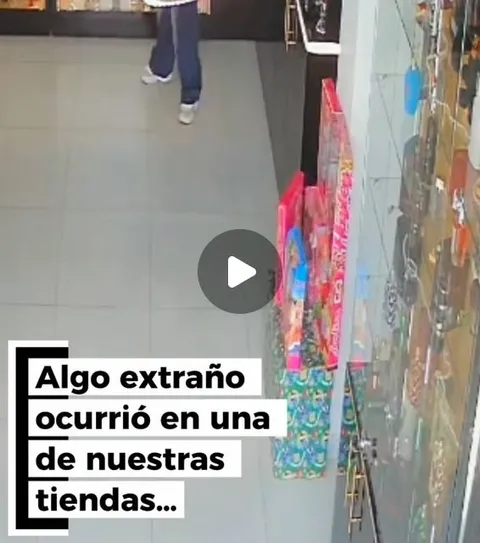 19 likes, 1 comments - gyd.fragance on January 8, 2026: "G&D Fragance x Bear Toy
Una experiencia que