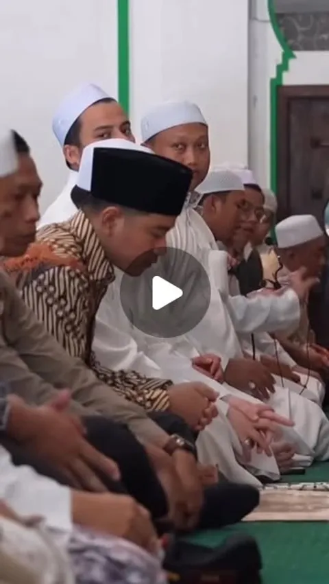 24K likes, 488 comments - gibran_rakabuming on March 14, 2026: "Disambut hangat saat bersilaturahmi