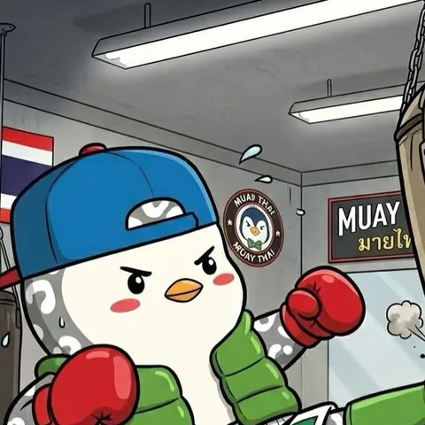Ending the Week strong. Always grinding. Living life.
#muaythai #pudgypenguins #localcafe #selfcar
