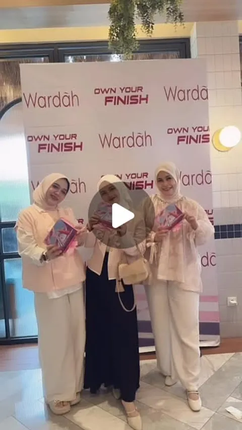 262 likes, 13 comments - erviarum_ on April 29, 2026: "Happy banget bisa hadir di event Gathering MU