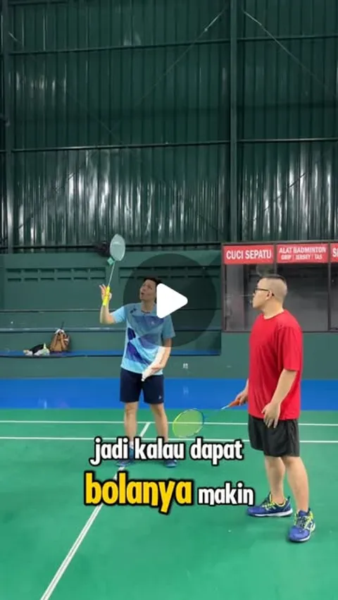 194 likes, 1 comments - abednego_n on April 30, 2026: "Tiap teknik ada time hitnya
#coach #badminto