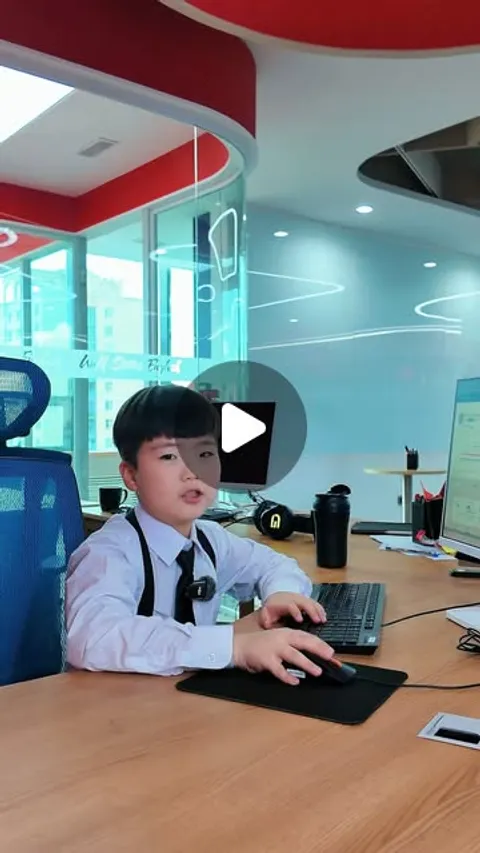 37 likes, 1 comments - wsemongolia on May 29, 2026: ""Бяцхан ажилтны нэг өдөр" тун удахгүй... 🤫".