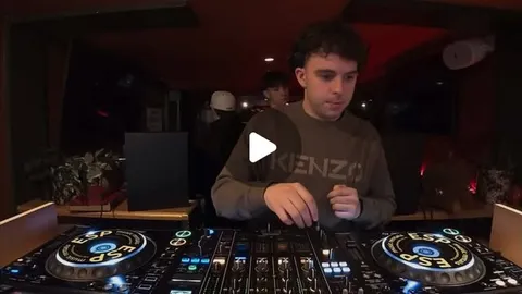 bounceinmotion on May 8, 2026: "Bounce In Motion Invites: @bnj11111
Filmed in @barbrooklynglasgow_
