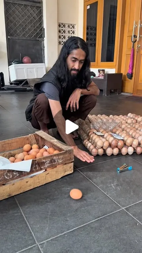 26K likes, 1,239 comments - bangfaiq_batu on July 30, 2026: "Habis jumatan packing telur dulu, ini t