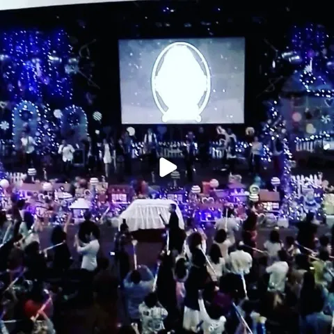 32 likes, 2 comments - ifgfjakarta on September 3, 2015: "Happy New Yearrrrr.....!!!!!!!".